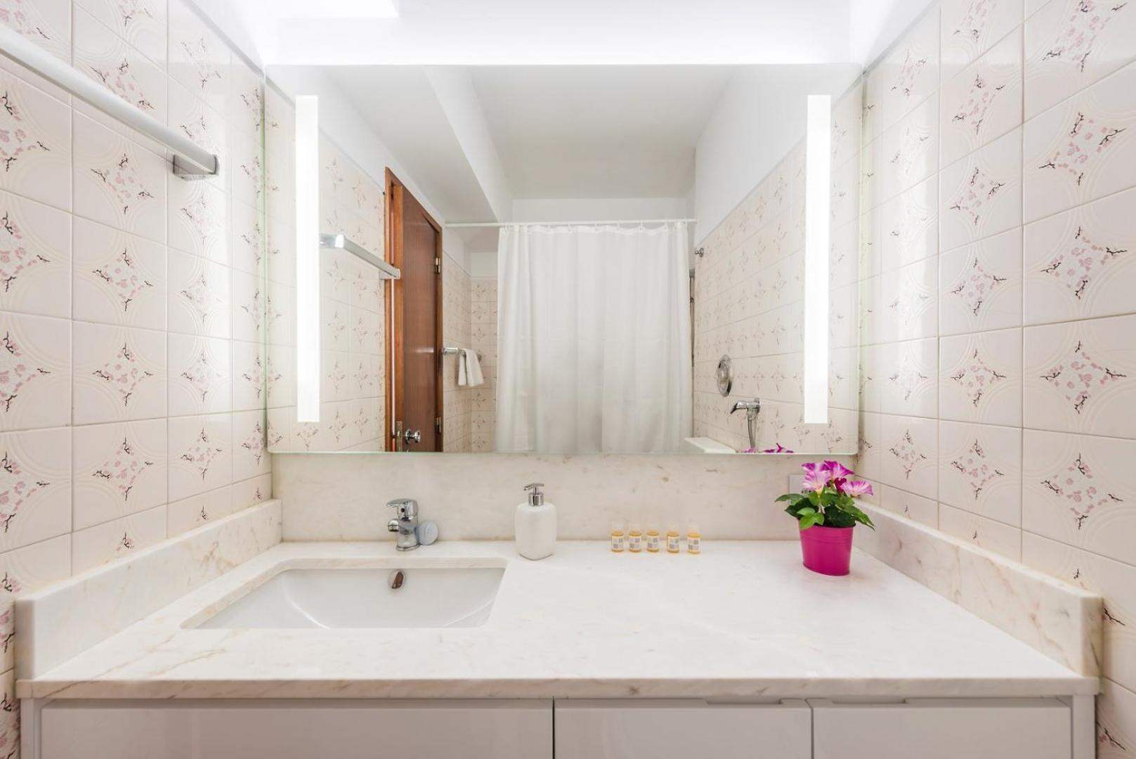 Guestready - Eclectic Haven In The Heart Of Porto Leilighet Eksteriør bilde